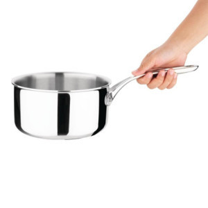 Triple Wall Stainless Steel Casserole by Vogue - Quality and Performance