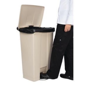 Contêiner com Pedal Bege 87L Rubbermaid Step-On: Durabilidade e Higiene