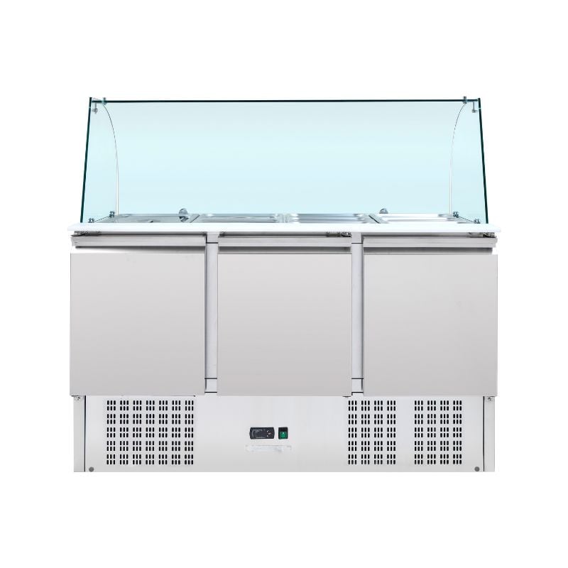 Refrigerated Saladette 4 GN 1/1 - 3 Doors Dynasteel: Optimal storage for professionals.