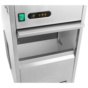 Máquina de Gelo Triturado 30 Kg - Dynasteel: Desempenho poderoso e design em inox