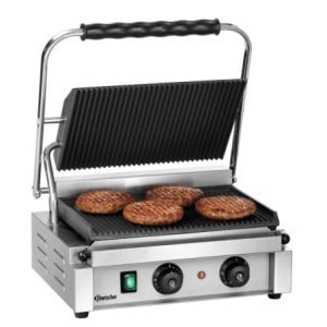 Grill de contato Panini-T Bartscher: Grelhador de contato de alto desempenho para paninis e sanduíches