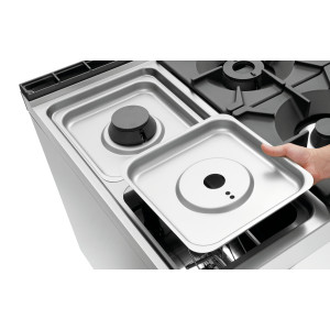 Fourneau com 6 queimadores série 900 - Forno a Gás GN 2/1 e armário da marca Bartscher