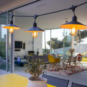 Guirlanda de Luz Solar com Abajur de Aço 6 m - Vinty Light Solar - Lumisky