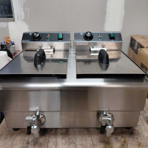 Fritadeira Profissional 2 x 13 L com Drenagem - Dynasteel: Desempenho e durabilidade para sua cozinha