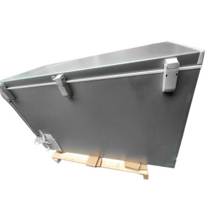 Professional Chest Freezer - 700 L