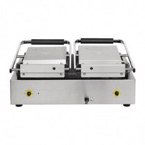 Grelha de Contato Dupla Lisa à Esquerda e Estriada à Direita - Buffalo