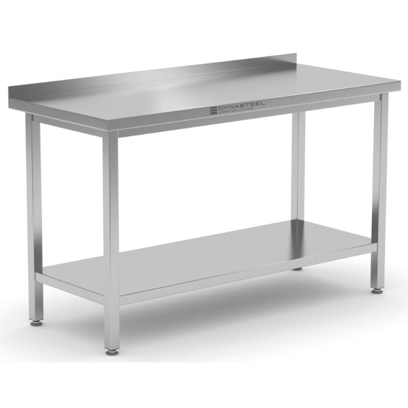 Mesa de aço inoxidável com respaldo e prateleira Dynasteel resistente e prática.