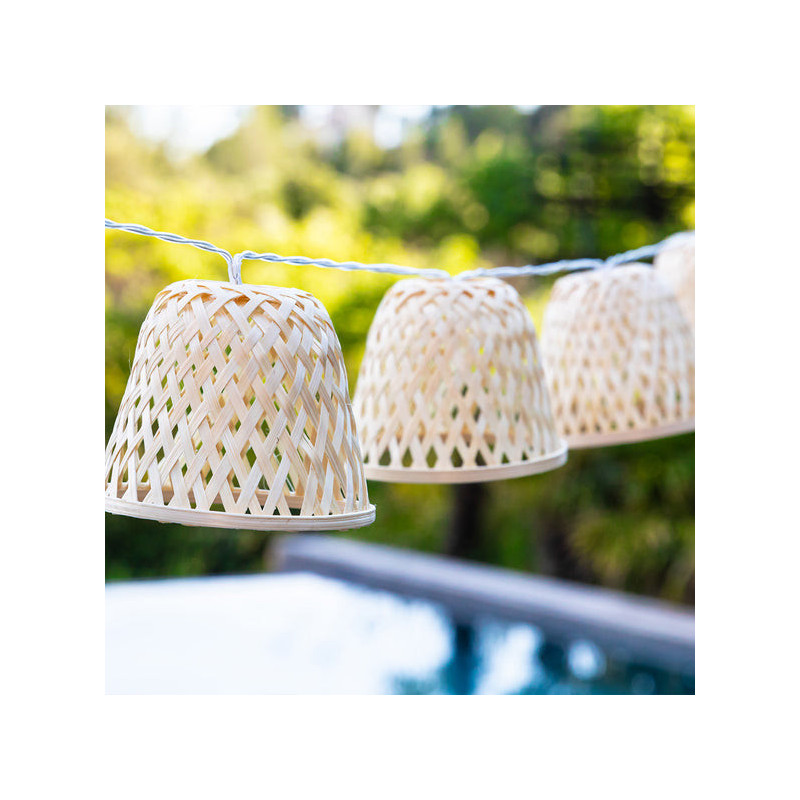 Guirlanda de Luz Solar de Bambu e Tomada LED - Chill Hybrid - Lumisky Guirlanda de Luz Solar de Bambu e Tomada LED - Chill Hybrid - Lumisky
