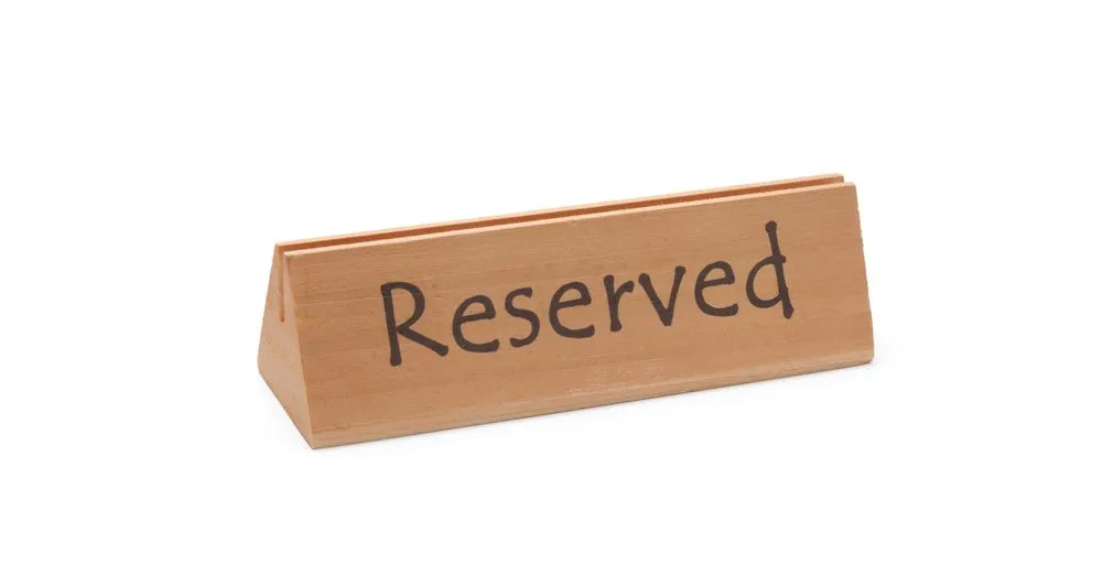 Cavalete de Mesa Reservado em Madeira